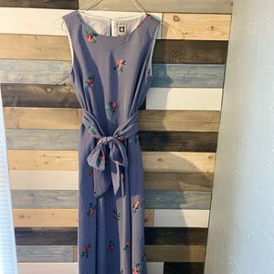 Anne Klein size 4 maxi dress